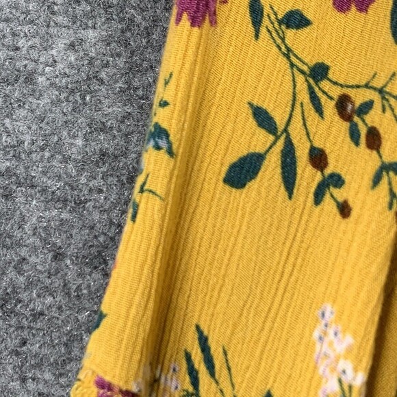 Altar’d State Boho Crop Full Top Prairie M Balloon Sleeve Button Back Floral - Picture 14 of 16